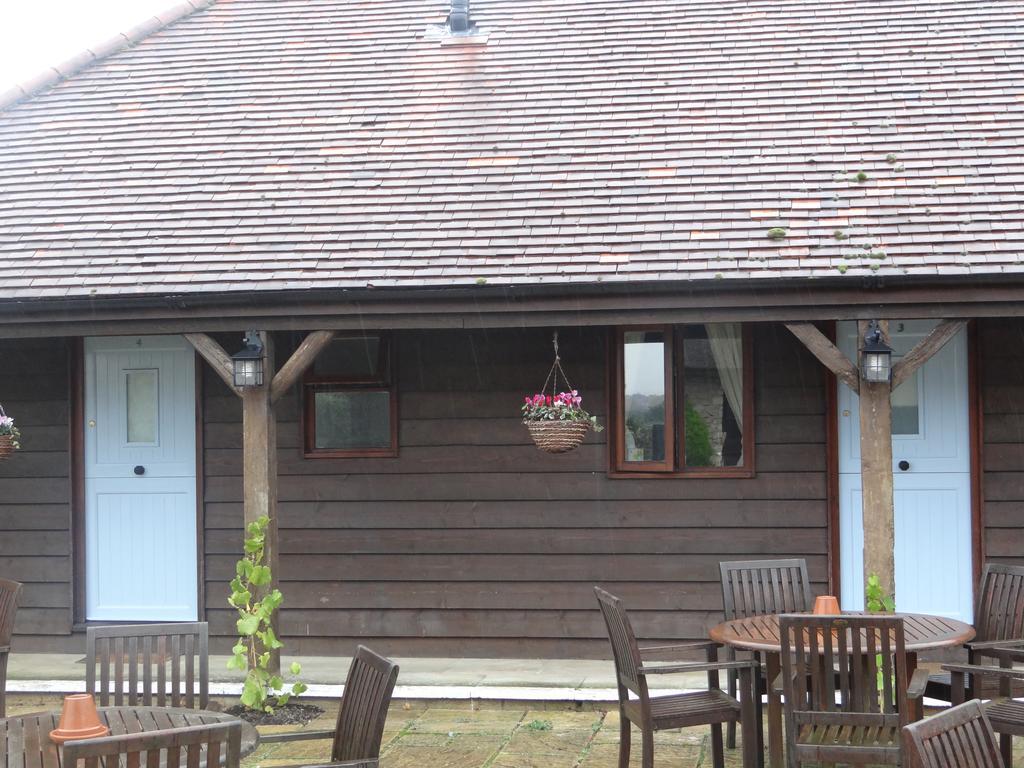 The Talkhouse Hotel Stanton Saint John Buitenkant foto