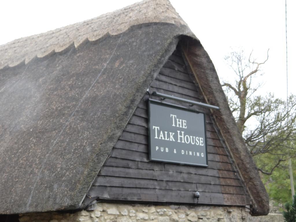 The Talkhouse Hotel Stanton Saint John Buitenkant foto
